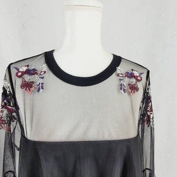 Willow & Clay Mesh Floral Embroidered Yoke Blouse Top Black Size Small - Picture 4 of 14